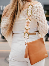 Load image into Gallery viewer, Clawdia Crossbody Clutch Bag